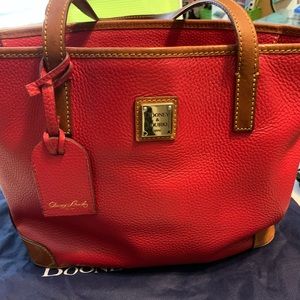 Dooney & Bourke Leisure Shopper